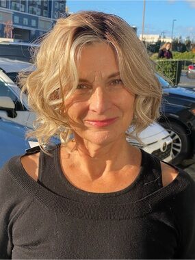 Meet your Posher, Denise